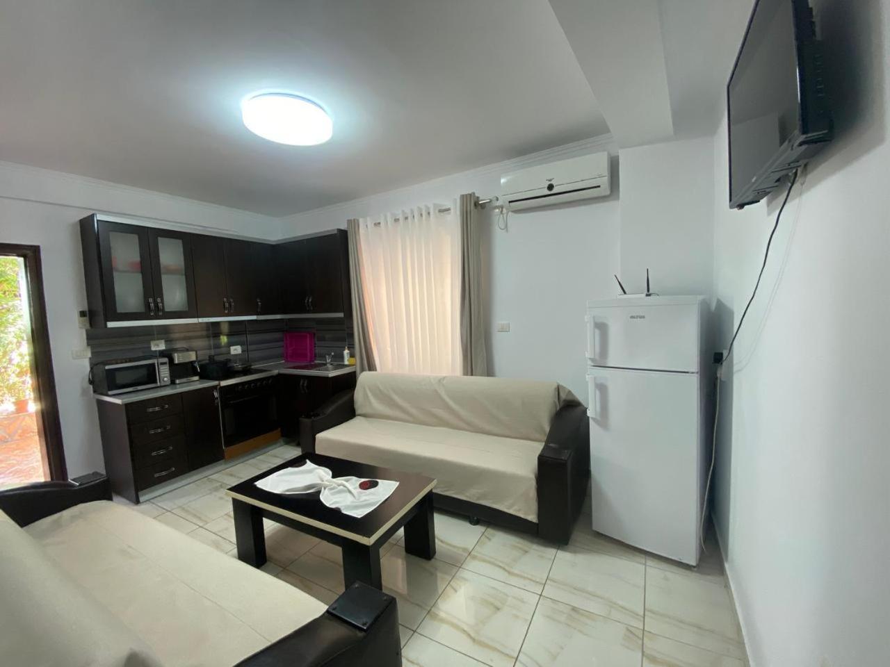 Olive Tree Apartment Sarandë 外观 照片