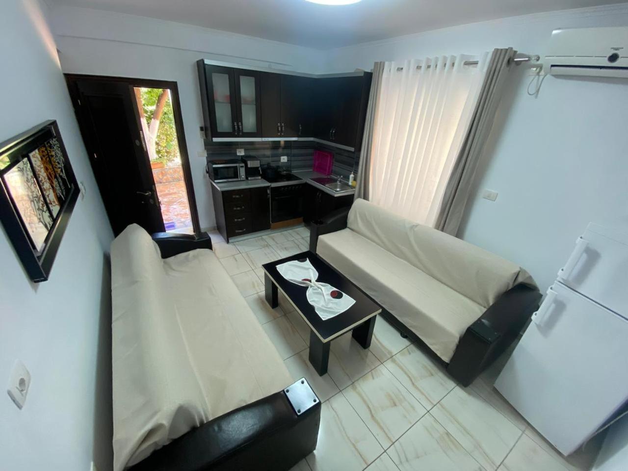 Olive Tree Apartment Sarandë 外观 照片