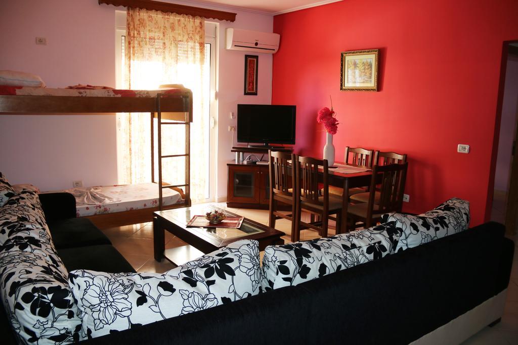 Olive Tree Apartment Sarandë 外观 照片