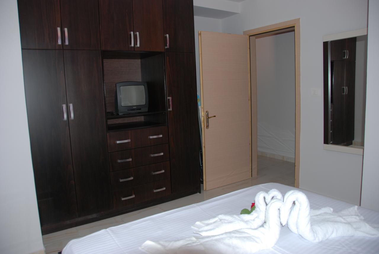 Olive Tree Apartment Sarandë 外观 照片